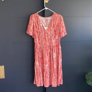 NWT Knox Rose coral with design detail dress in size medium